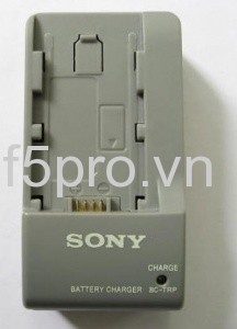 Sạc pin Sony BC-TRP