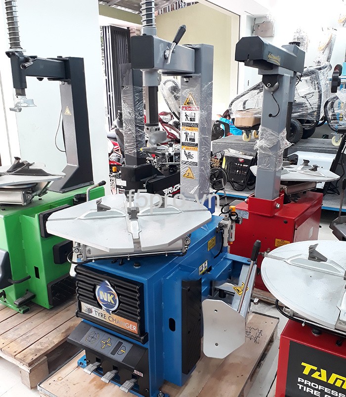 Máy tháo vỏ xe tay ga, ô tô du lịch NK418E